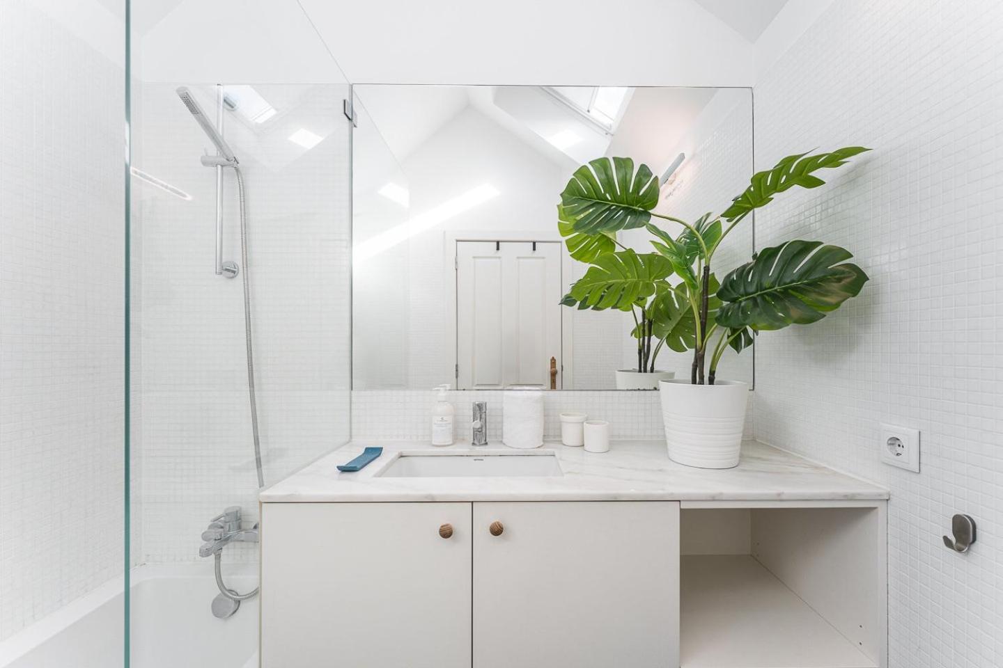 Guestready - Spacious And Modern Apt W/ Skylight Porto Zewnętrze zdjęcie